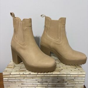 CL by Chinese Laundry Beige Heeled Boots